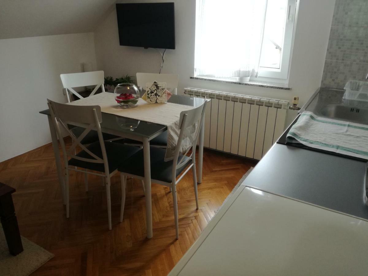 Apartman Jasmin Daire Čatrnja Dış mekan fotoğraf